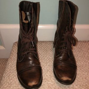 Steve Maddens Troppa Combat Boot 9.5